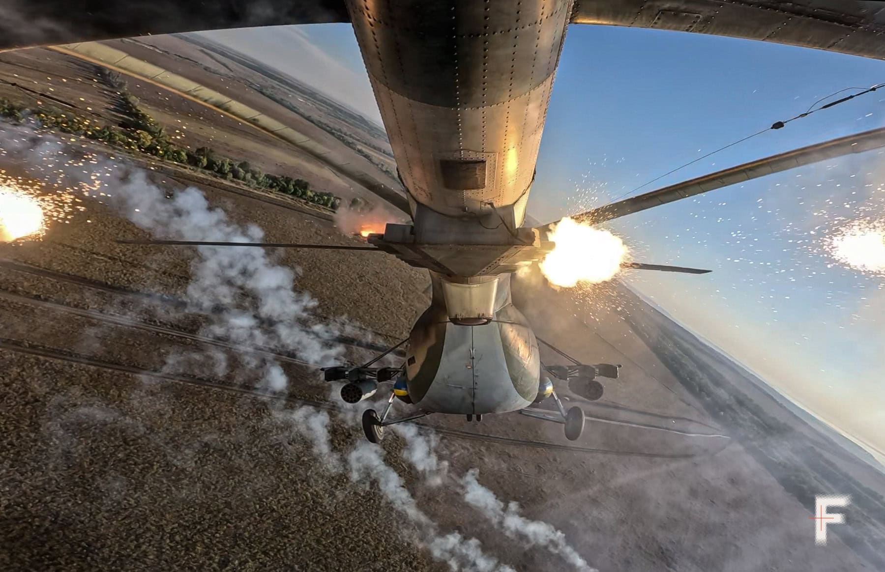 Вигляд із неба на гелікоптер Мі-8.