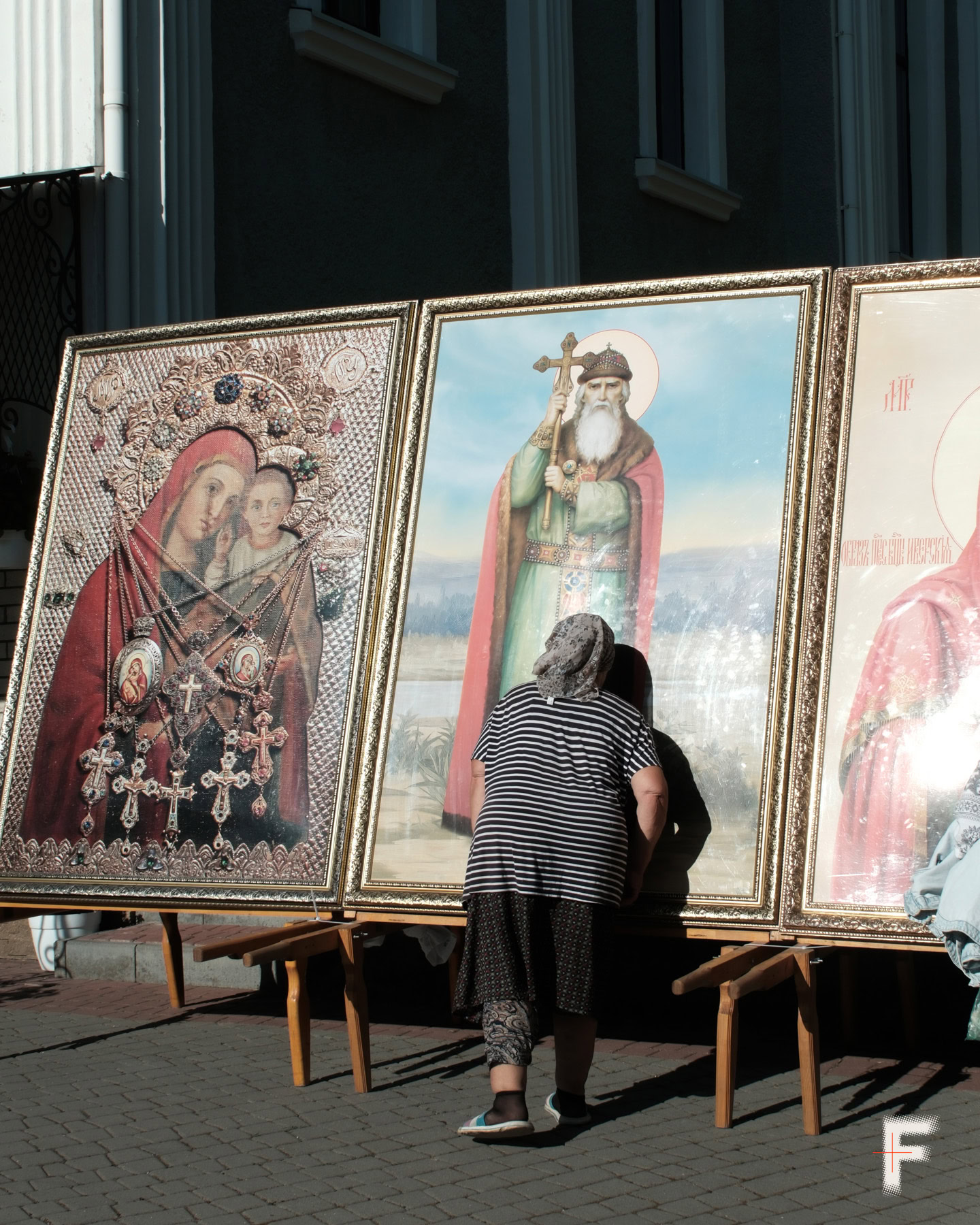 Хода віри чи виклик безпеці: як старі ритуали виживають всупереч реальності війни