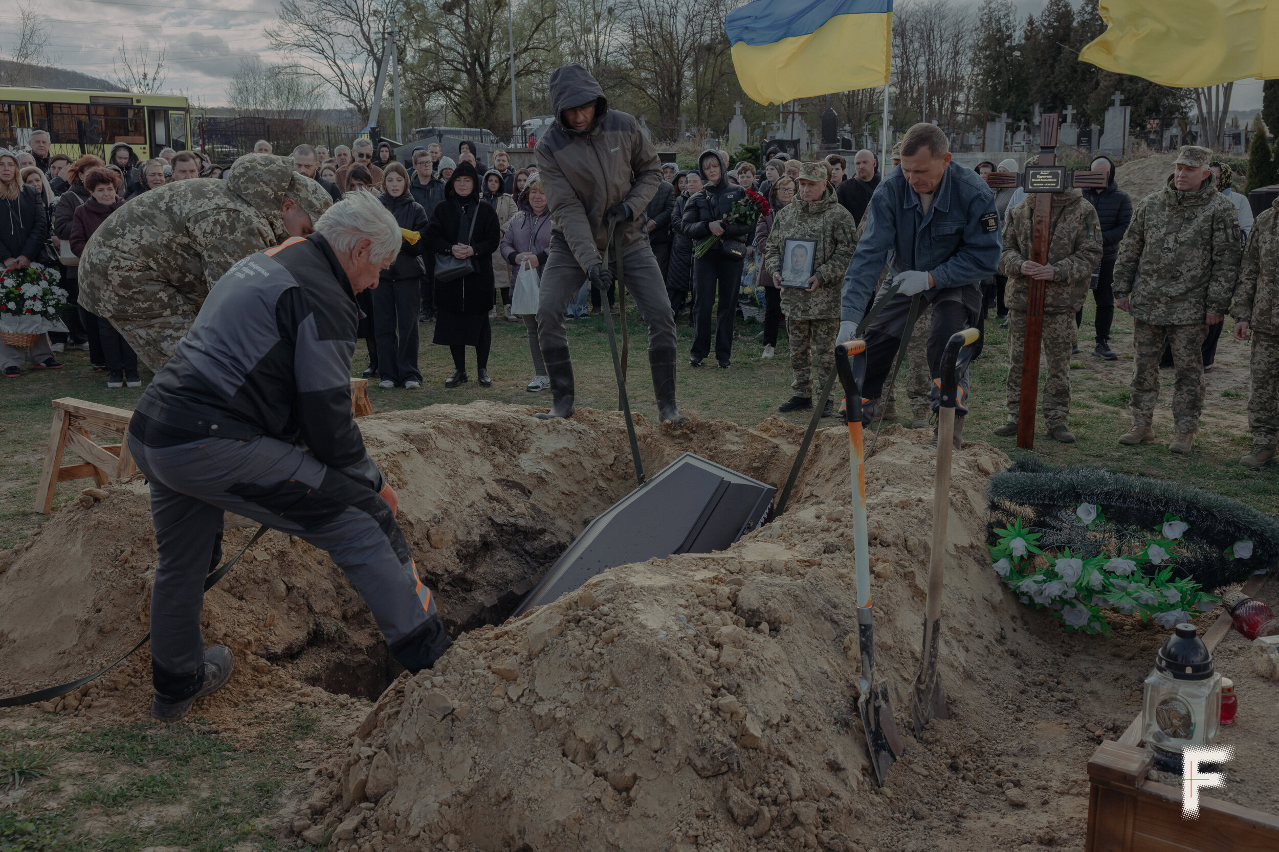 Поховання українського військовослужбовця Віталія Куривчака у Лисиничах, Львівщина, 2026