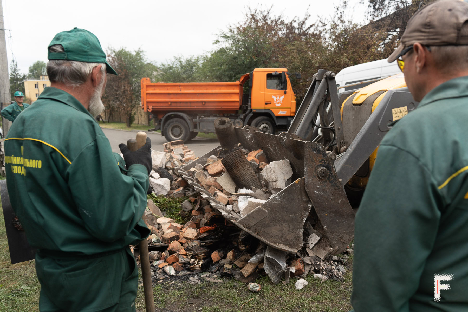 Після трагедії: як живе Вишневе, де детонація знищила сотні будинків