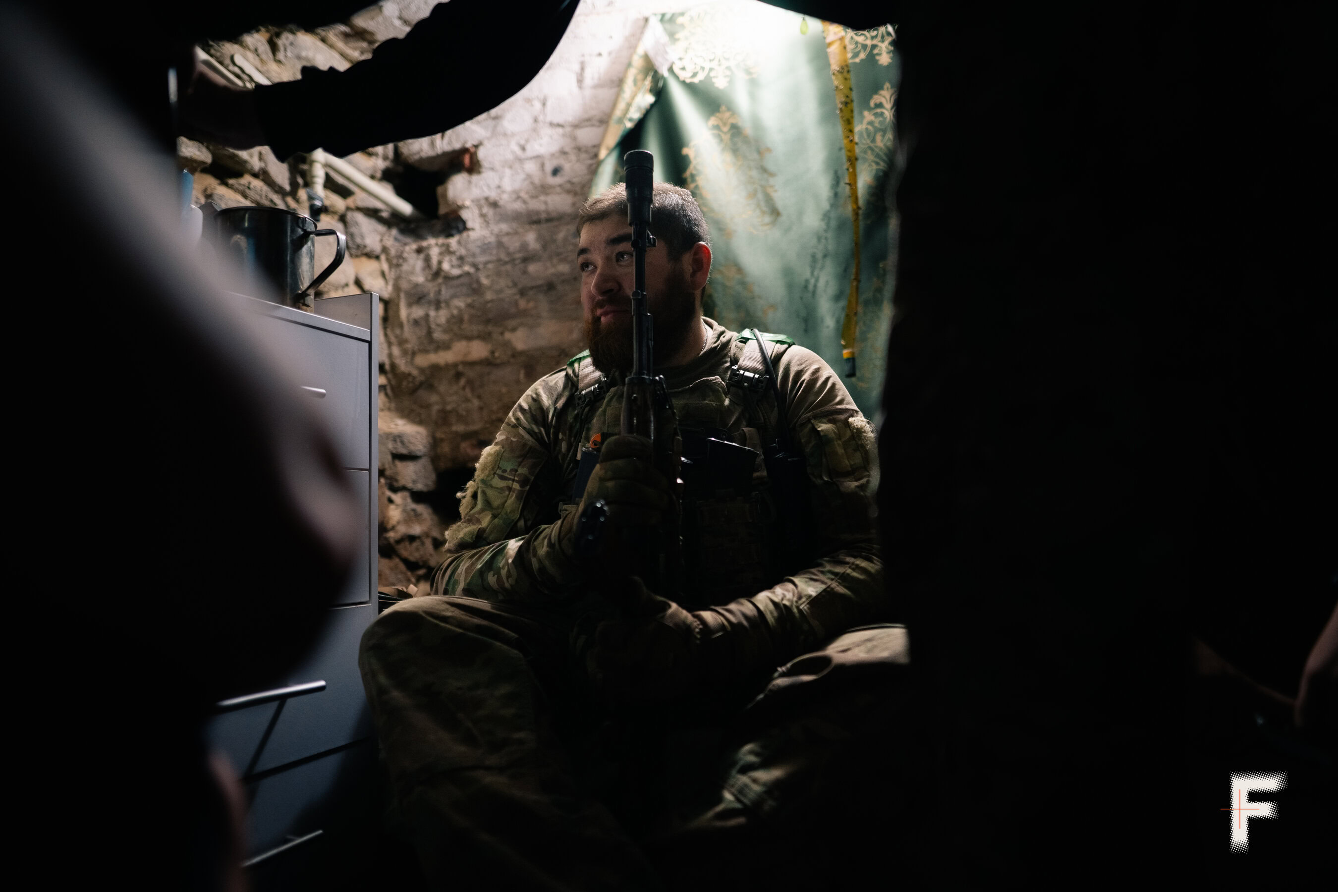 Командир взводу «Кара-Дагу» з позивним «Монгол» розповідає про наближення фронту до Добропілля.