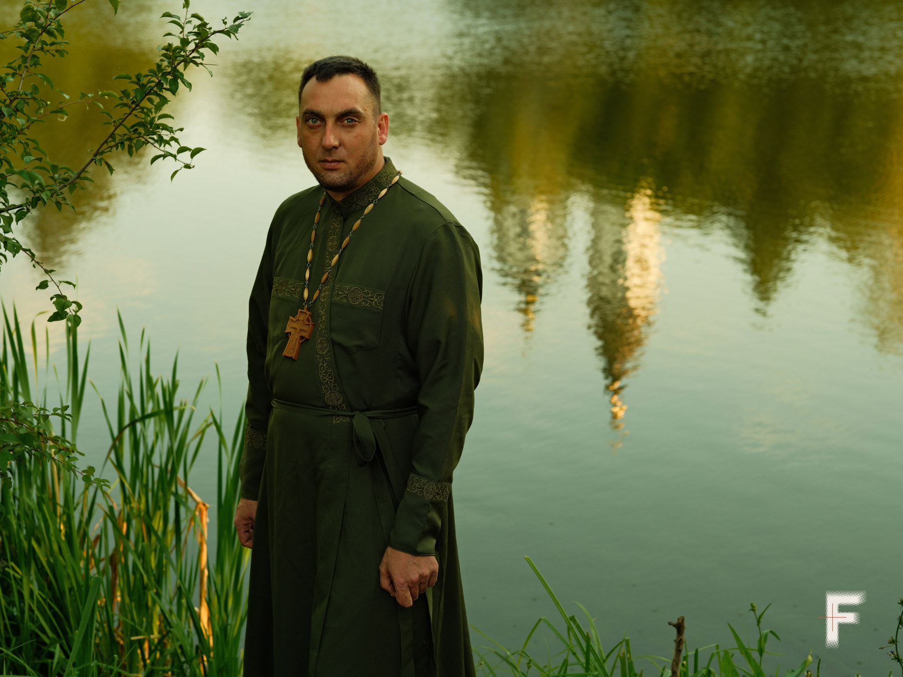 Отець Дмитро Сагатий, капелан і військовий, на Харківщині.