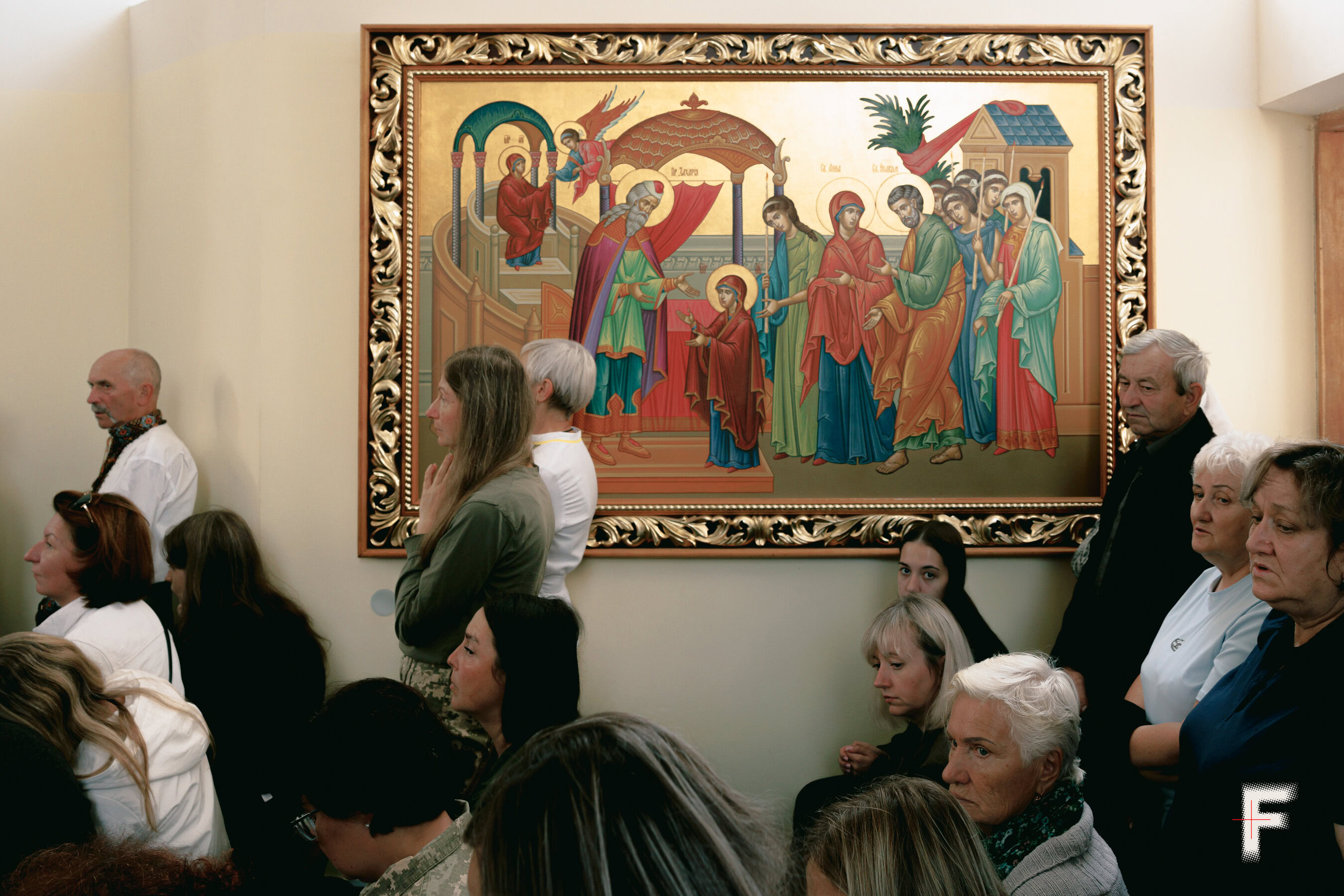Заупокійна Божественна Літургія за полеглими захисниками під час військового паломництва в Зарваниці.