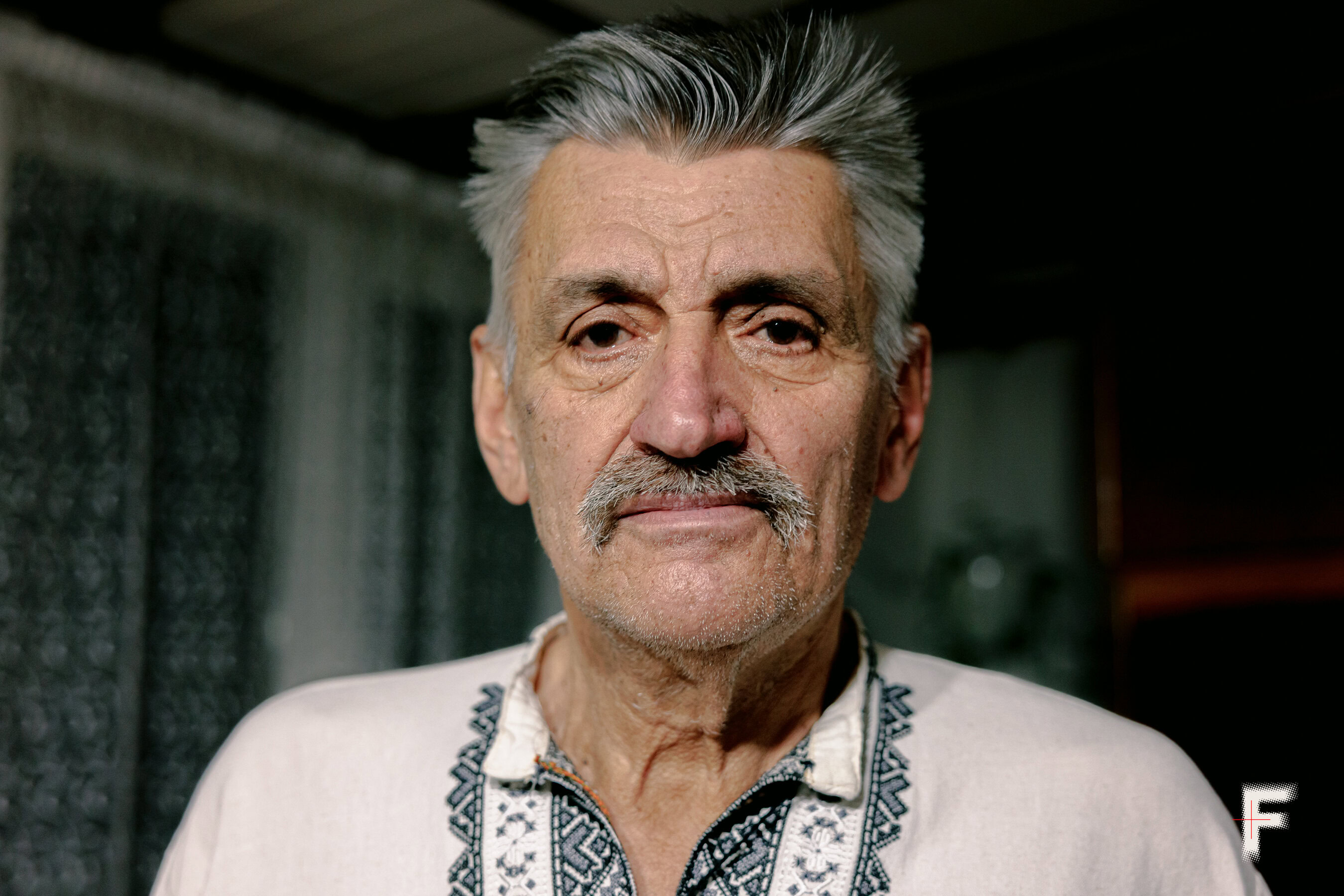 Любомир Семчишин, один із перших учасників колективу «Західний вітер», у власному будинку на Львівщині.